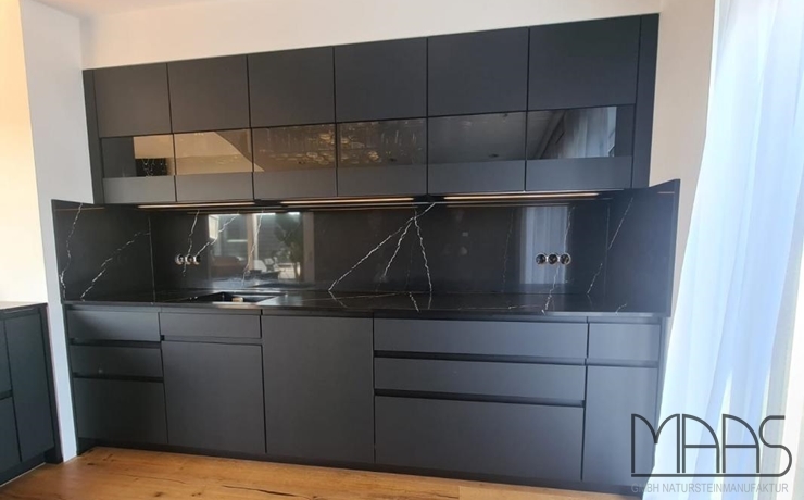 Koblenz 203T Nero Marquina CTX-BasicQuarz Arbeitsplatten und Rückwände