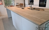 Strata Argentum Neolith Arbeitsplatte mit riverwashed Oberfläche